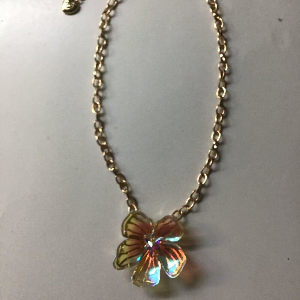 Betsey Johnson New Amber 3D Flower Necklace
